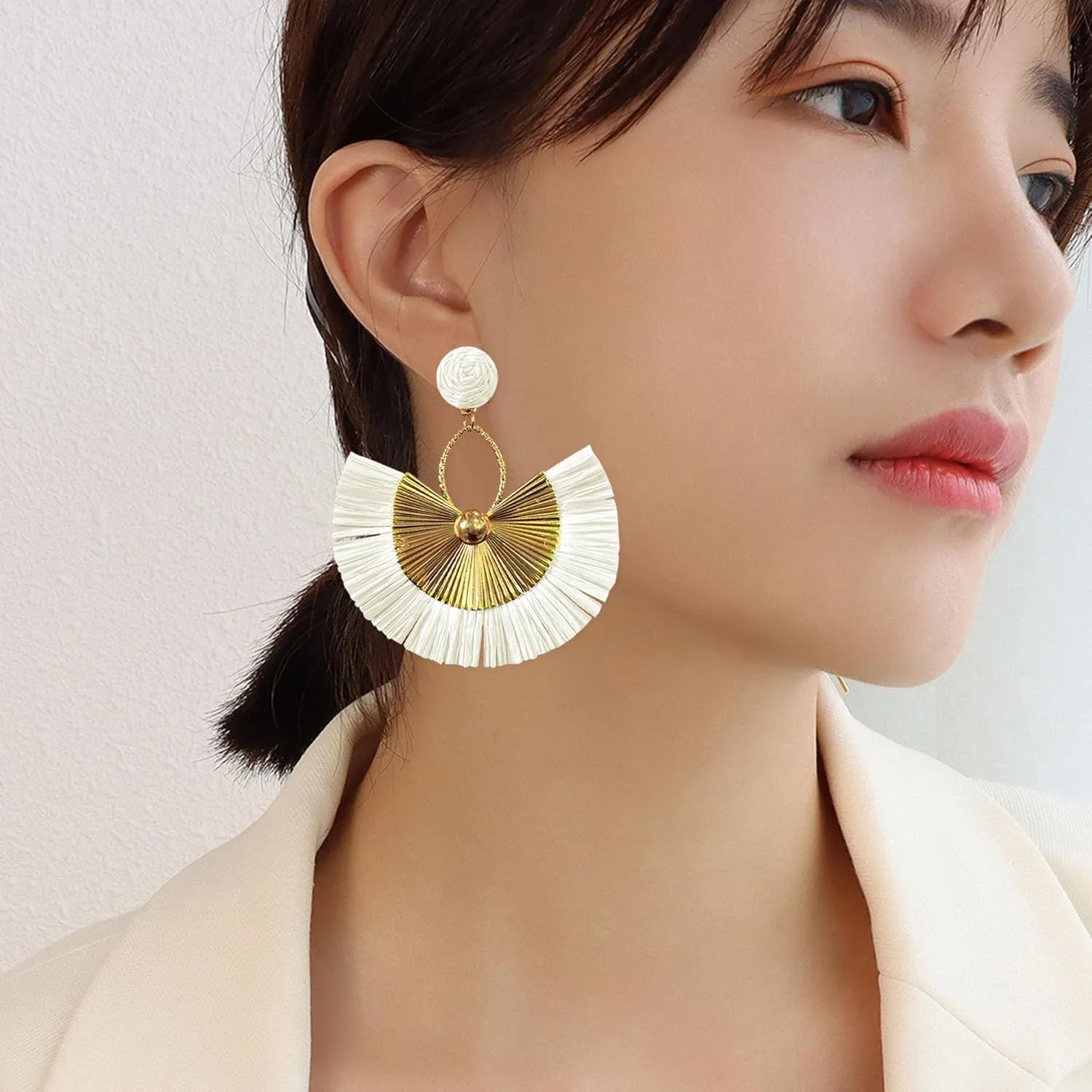 Anmpab Straw Fan Bohemian Tassel Earrings for Women Trendy Colorful Fringe Summer Beach Statement Earrings
