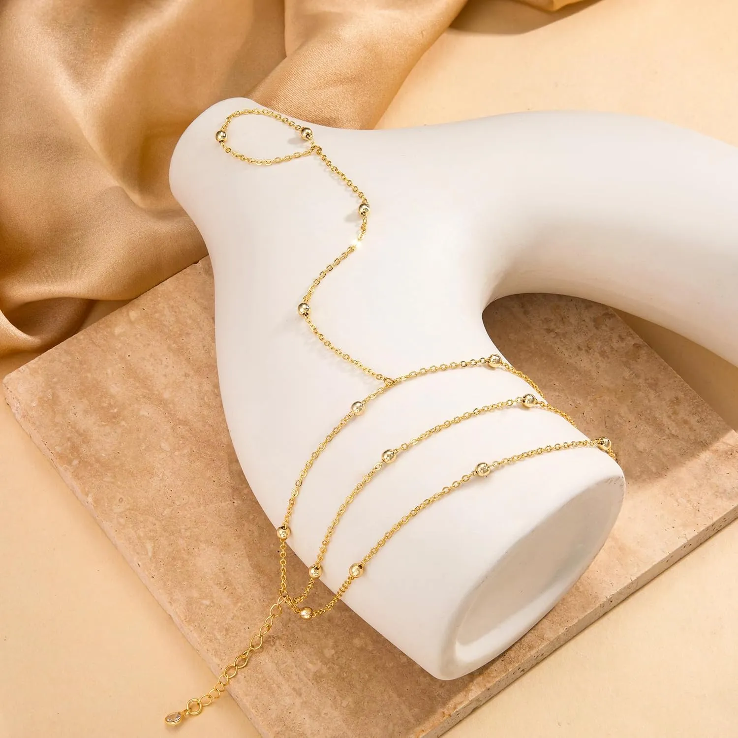 Gold Hand Chain Bracelet for Women, 14k Gold Plated Finger Ring Bracelet Dainty Adjustable Gold Hand Bracelets for Women Non Tarnish Trendy Simple Jewelry for Women