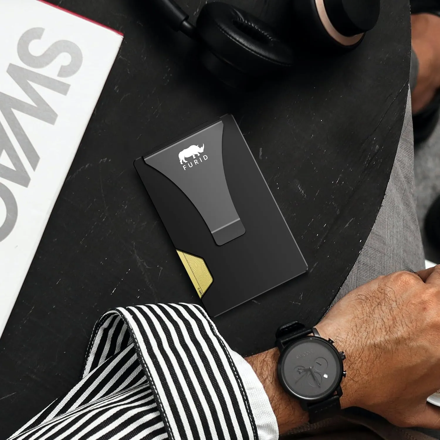 Minimalist Card Wallet for Men Slim: Rfid Metal Wallet with Money Clip Credit Card Holder - Gift for Man Husband at Anniversay Brithday